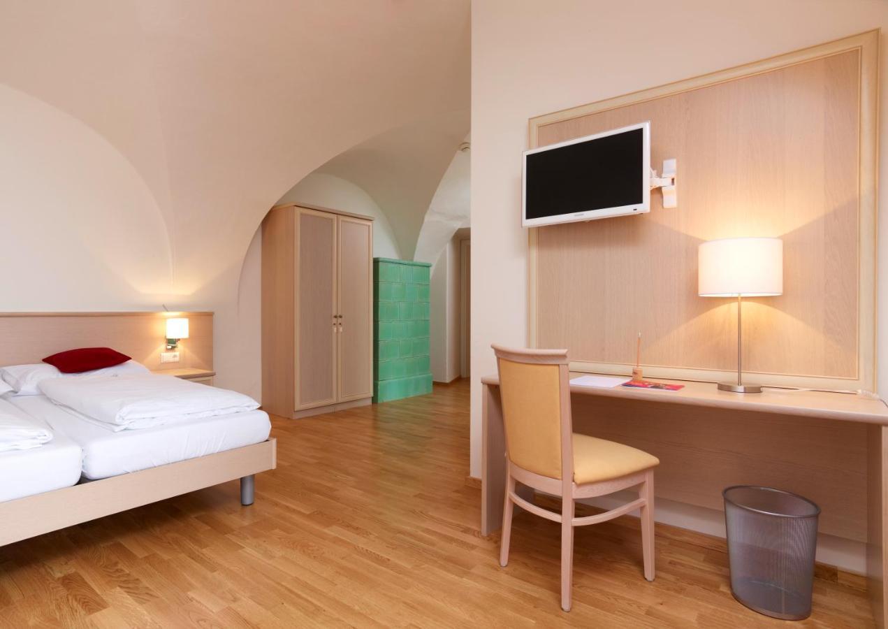 Cma Stift Ossiach Hotel Eksteriør billede