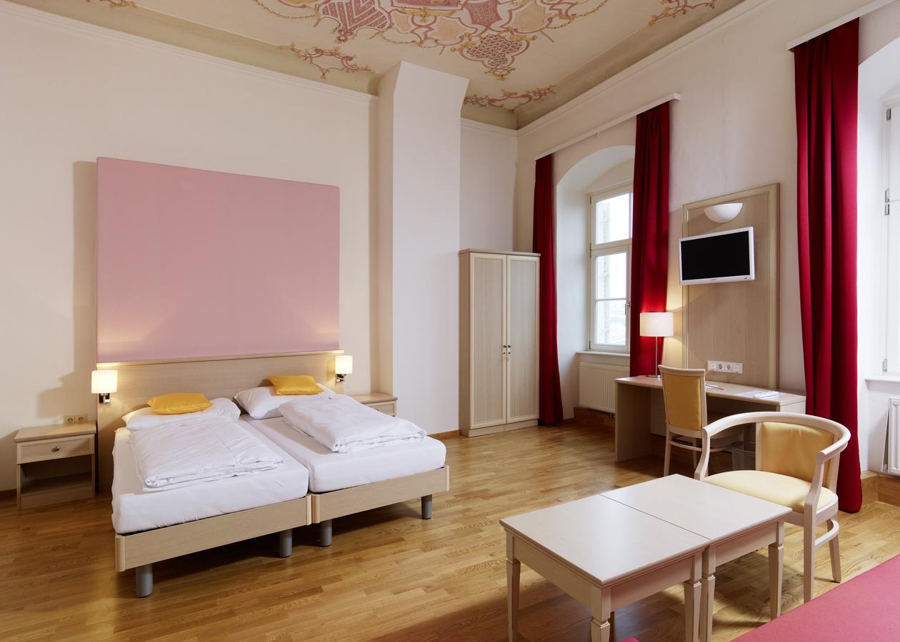 Cma Stift Ossiach Hotel Eksteriør billede