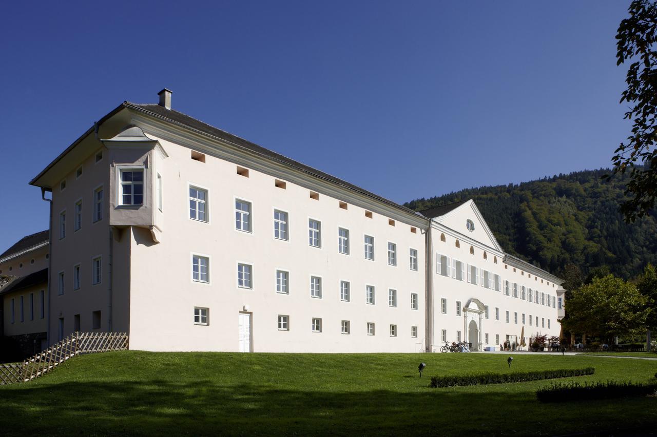 Cma Stift Ossiach Hotel Eksteriør billede